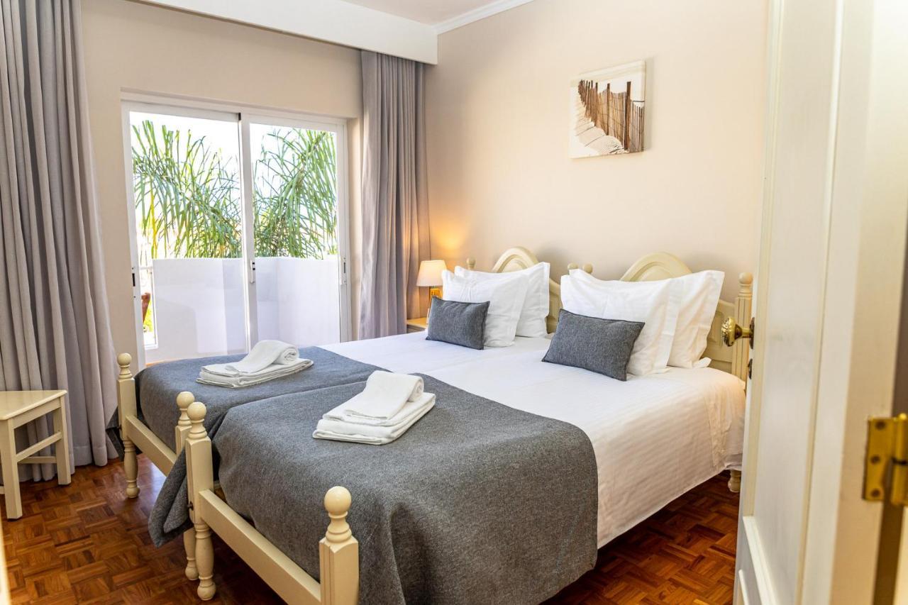Giramar Apartamentos Turisticos Lagos Ngoại thất bức ảnh